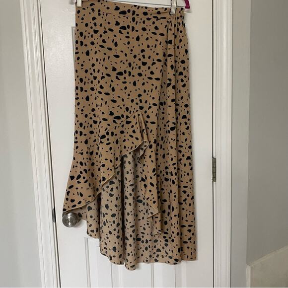 SHEIN • Tan Dalmatian Animal Print Ruffle High Low Pull On Maxi Skirt - Picture 3 of 7